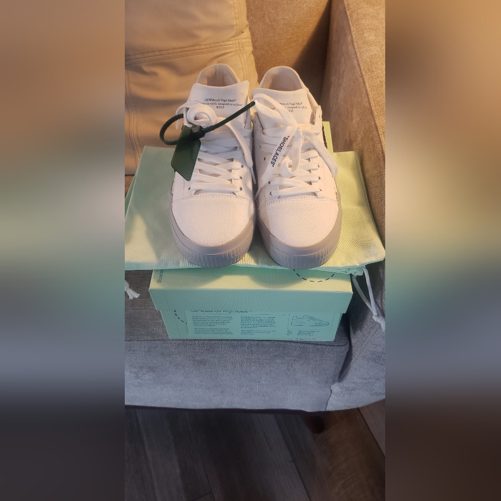 Off-White Women's Athletic Shoes in White